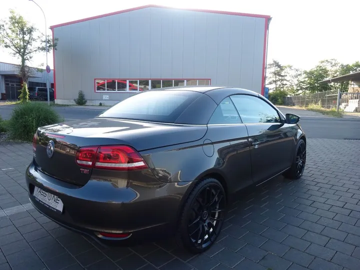 Volkswagen Eos