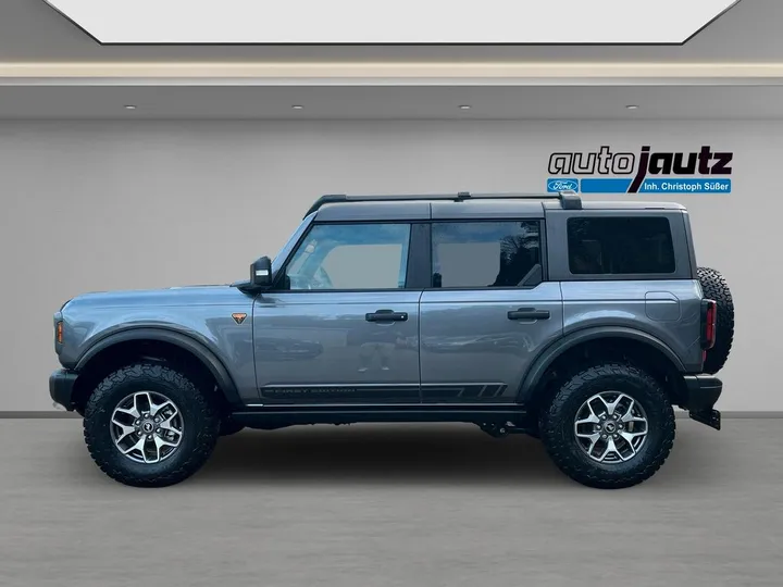 Ford Bronco