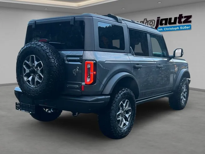 Ford Bronco
