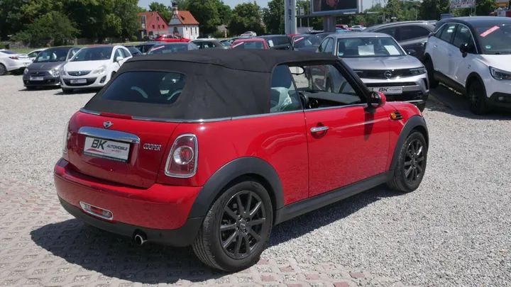 MINI Cooper Cabrio