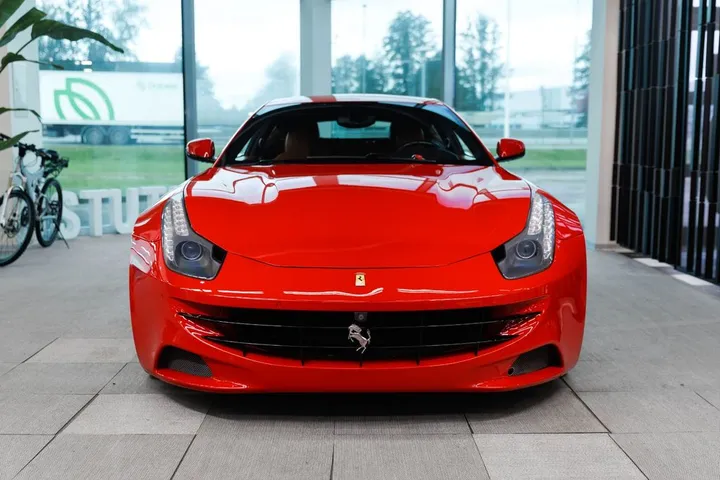 Ferrari FF