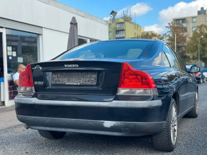 Volvo S60