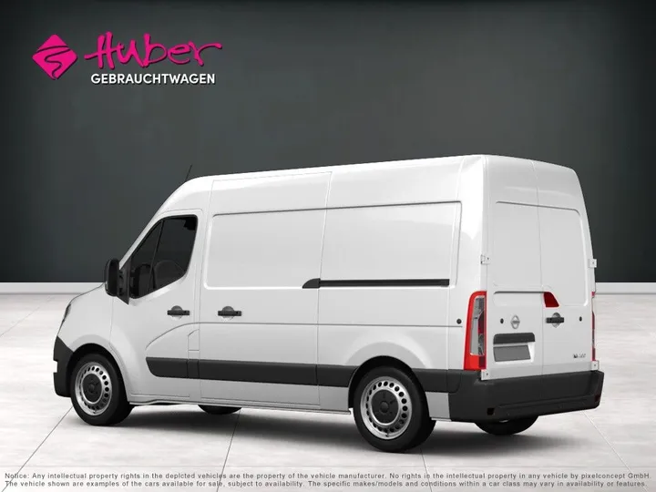 Nissan NV400