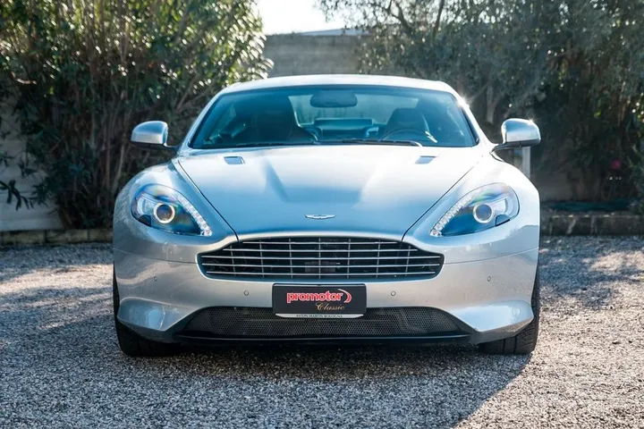 Aston Martin Virage