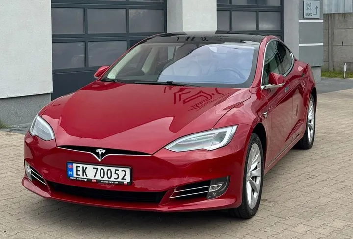 Tesla Model S