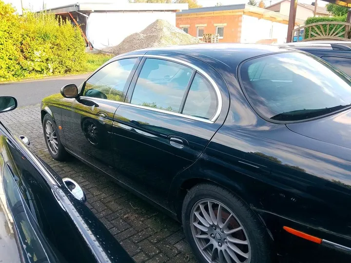 Jaguar S-Type