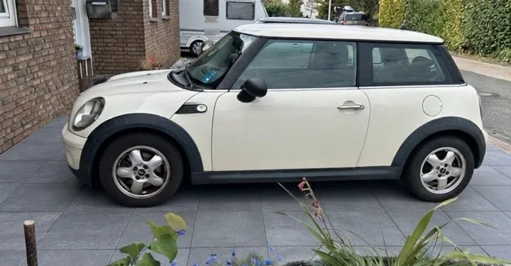MINI ONE
