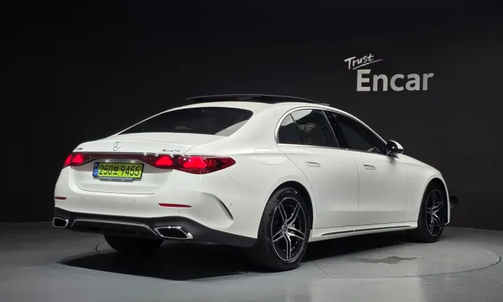 Mercedes-Benz E-Class