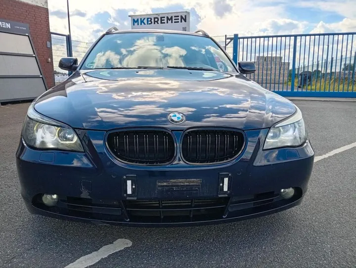 BMW 525