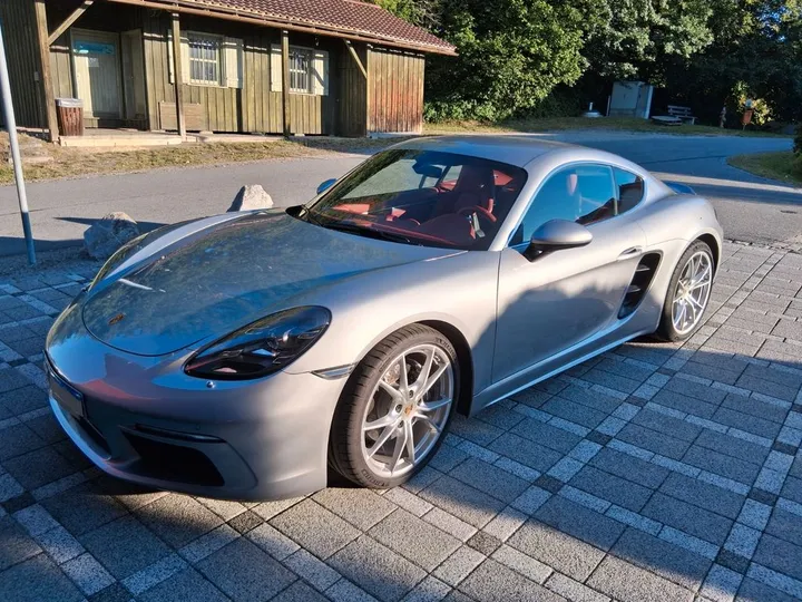 Porsche Cayman