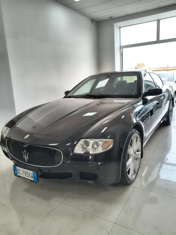 Maserati Quattroporte