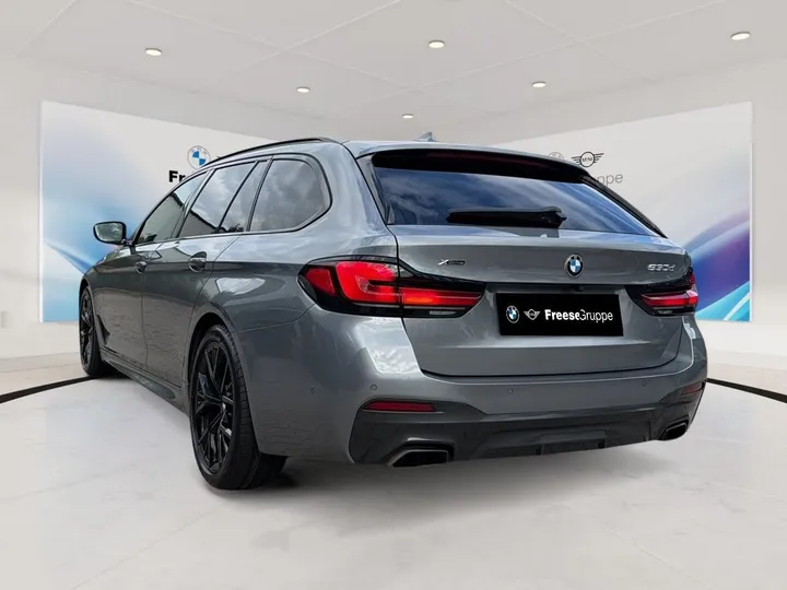 BMW 530