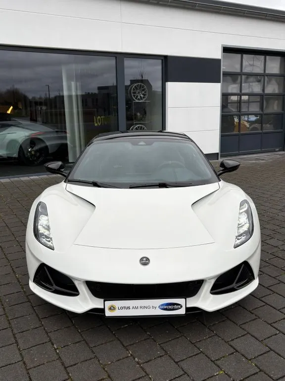 Lotus Emira