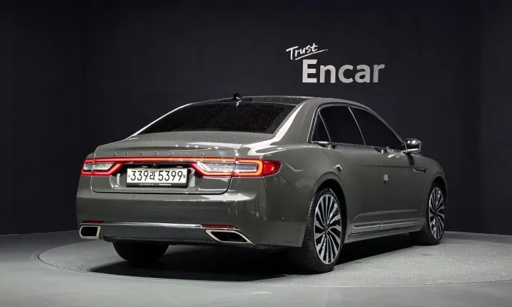 Lincoln Continental