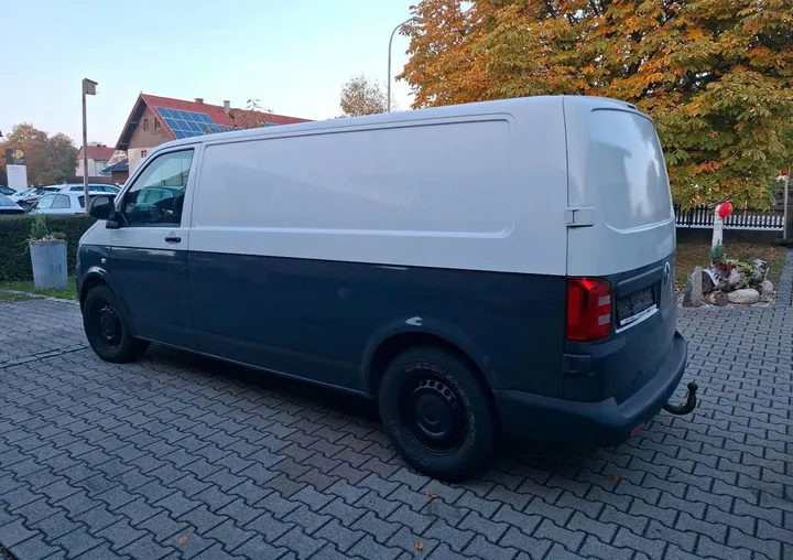 Volkswagen T5 Transporter