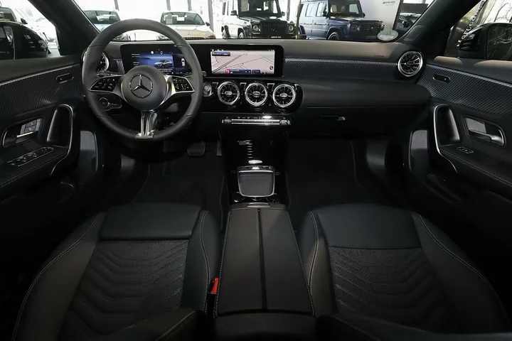 Mercedes-Benz A 200