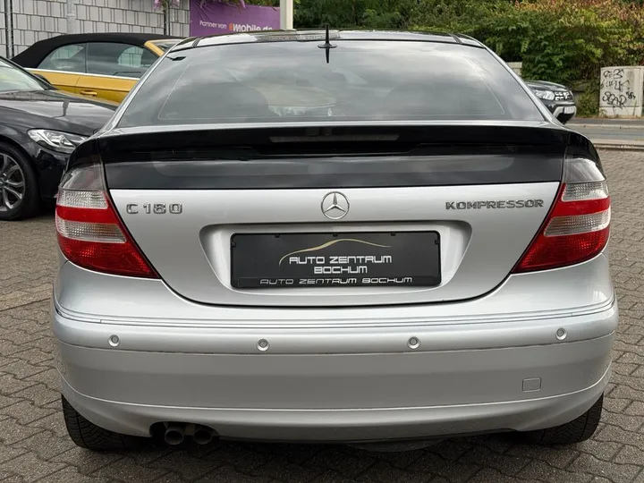 Mercedes-Benz C 180