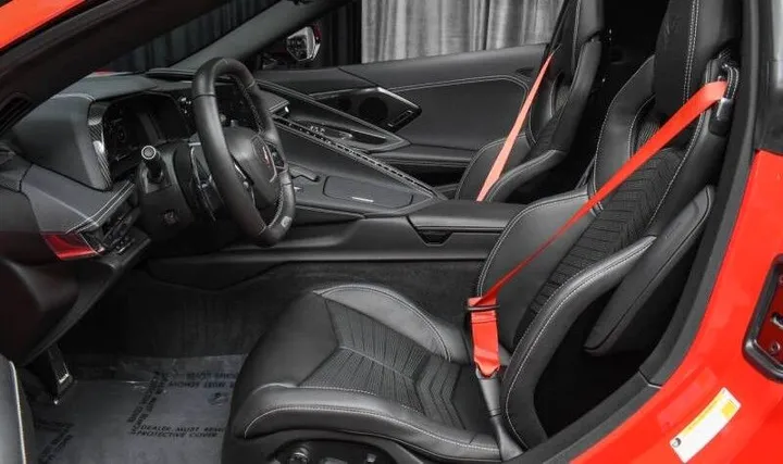 Corvette C8