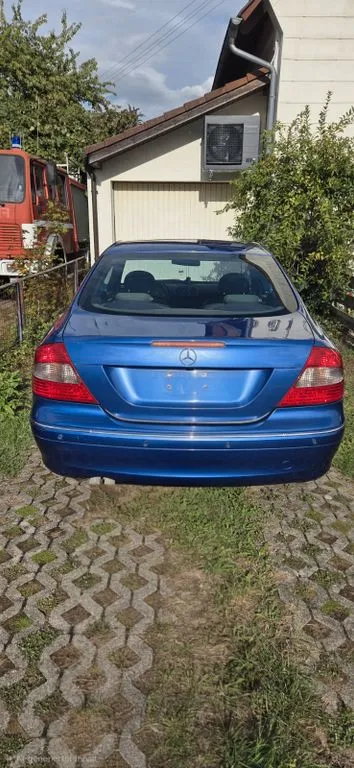 Mercedes-Benz CLK 320