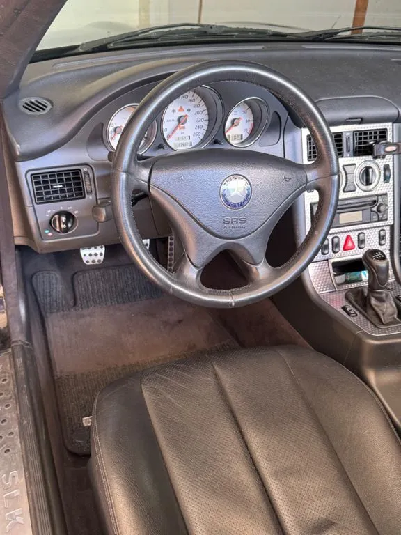 Mercedes-Benz SLK 200