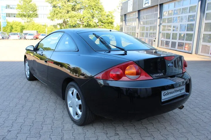 Ford Cougar