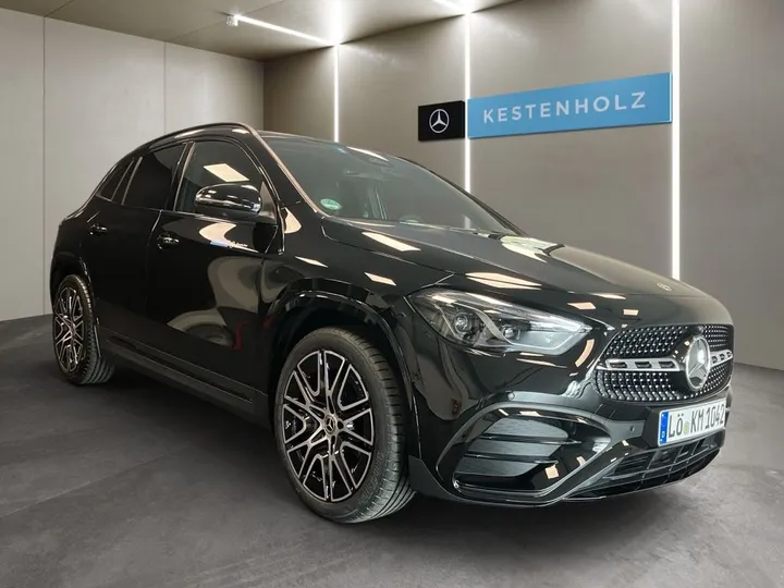 Mercedes-Benz GLA 220