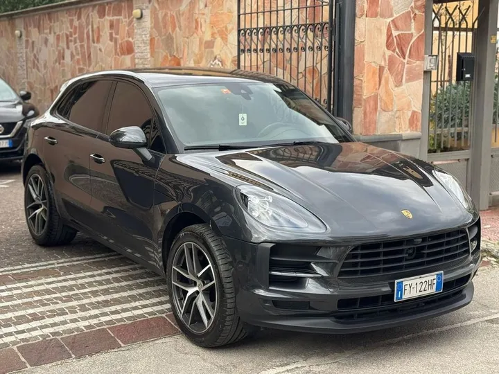 Porsche Macan