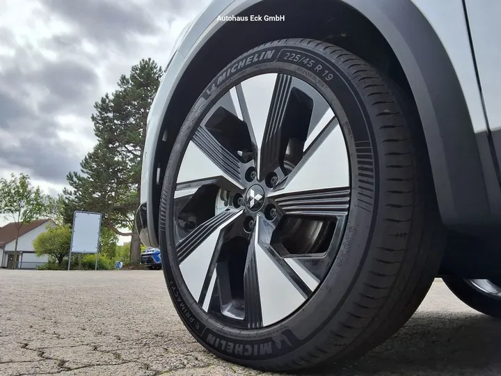 Mitsubishi Grandis