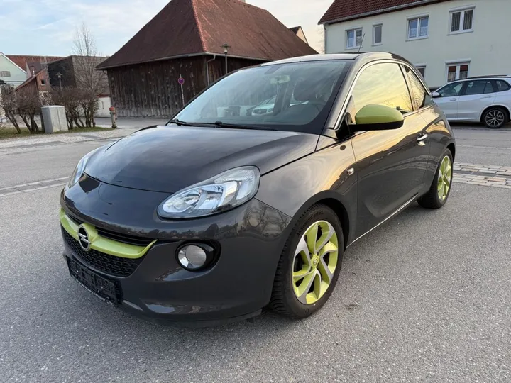Opel Adam