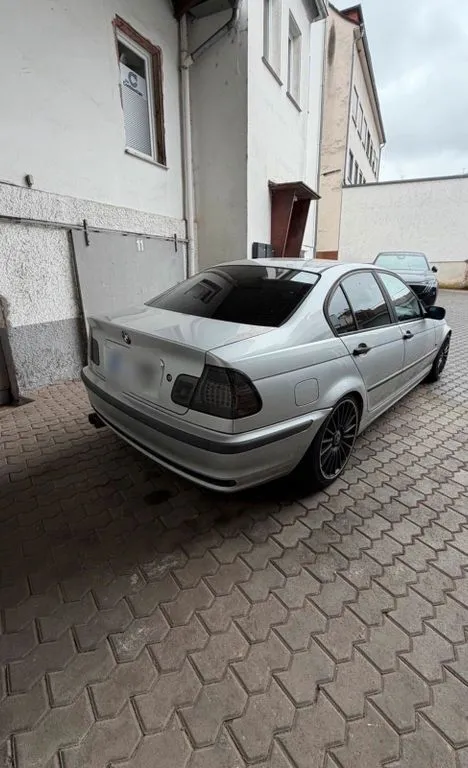 BMW 318