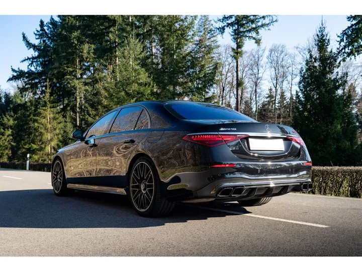 Mercedes-Benz S 63 AMG