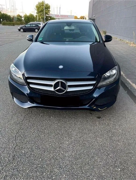 Mercedes-Benz C 200