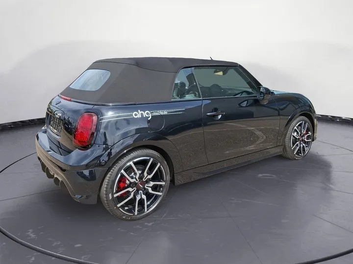 MINI John Cooper Works Cabrio