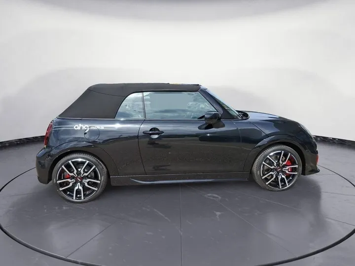 MINI John Cooper Works Cabrio