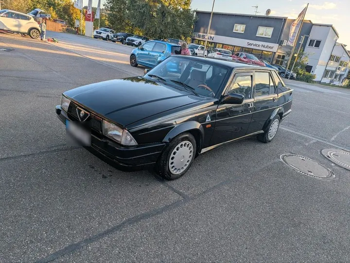 Alfa Romeo 75