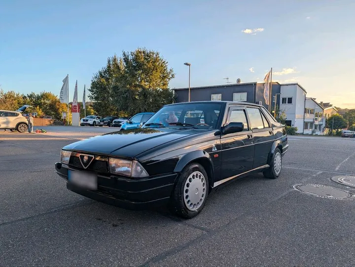 Alfa Romeo 75