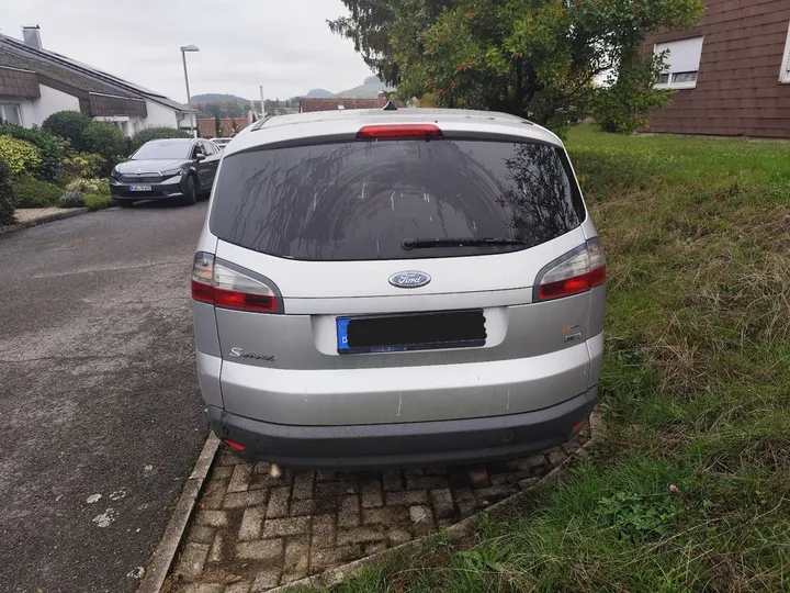 Ford S-Max