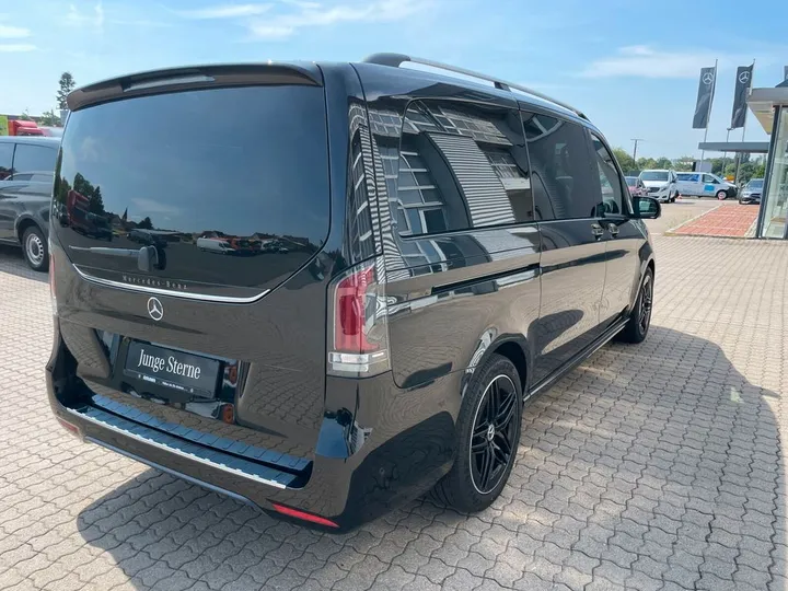 Mercedes-Benz V 250
