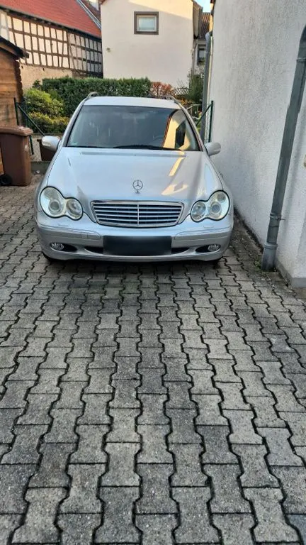 Mercedes-Benz C 200