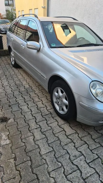 Mercedes-Benz C 200