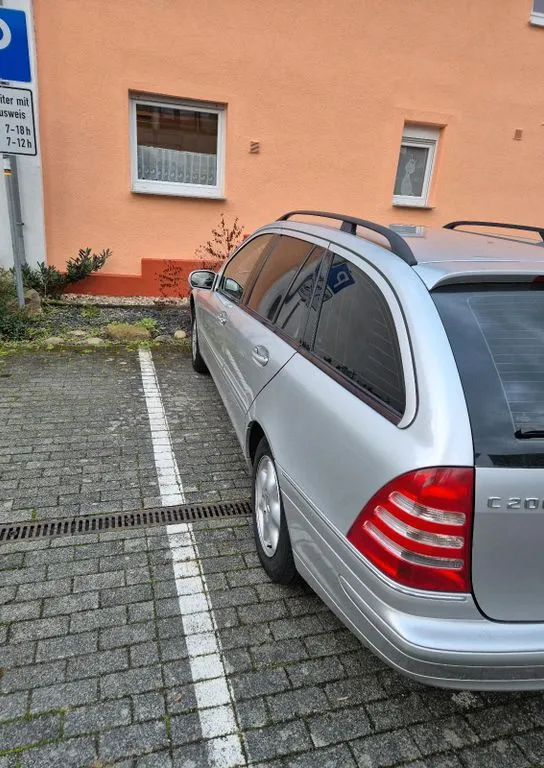 Mercedes-Benz C 200