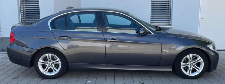 BMW 325