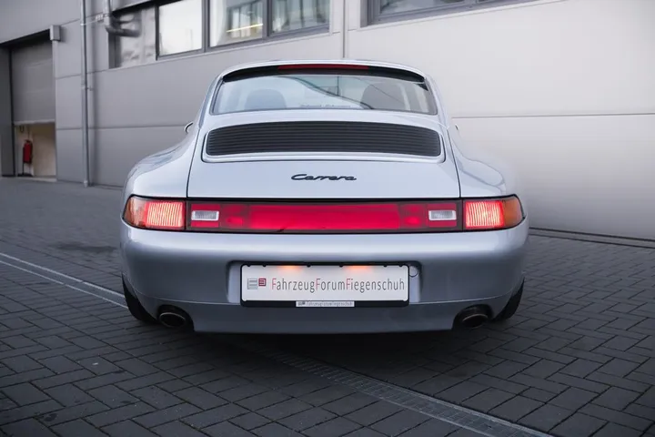 Porsche 993