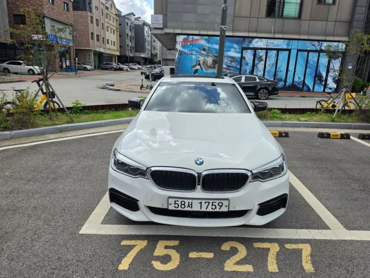 BMW 5-Series