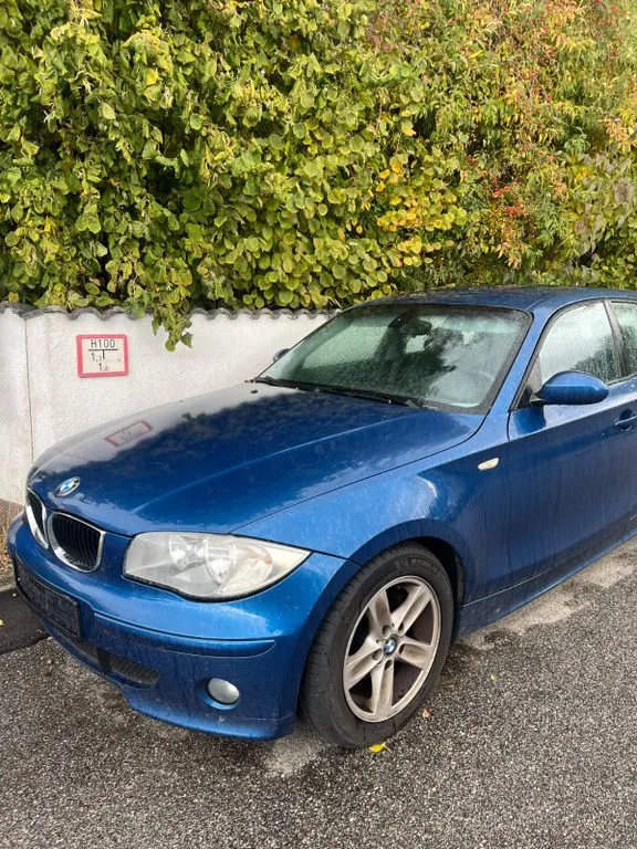 BMW 120