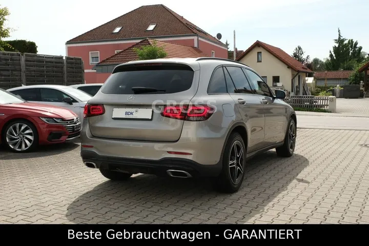 Mercedes-Benz GLC 220