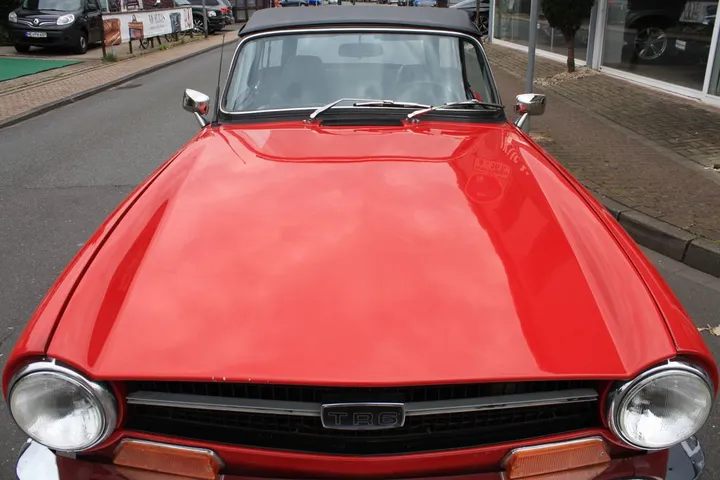 Triumph TR6