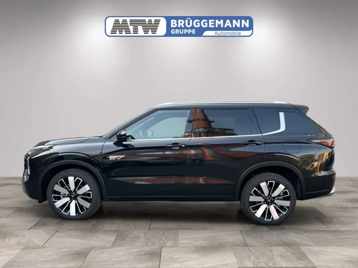 Mitsubishi Plug-in Hybrid Outlander