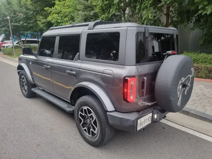 Ford Bronco