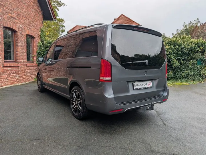 Mercedes-Benz V 250